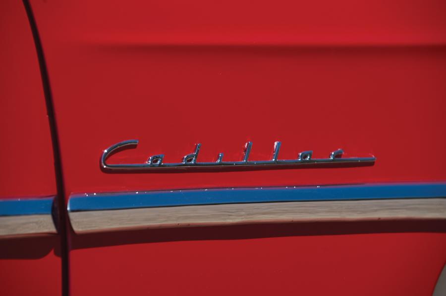  Cadillac Series 62 Convertible Coupe 1952 года  (фото 3 из 8)